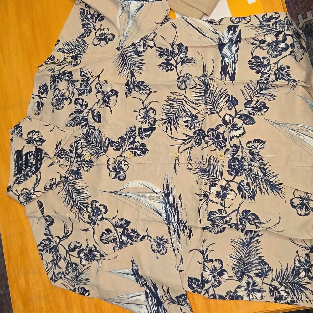Nautica tropical short sleeve shirt
